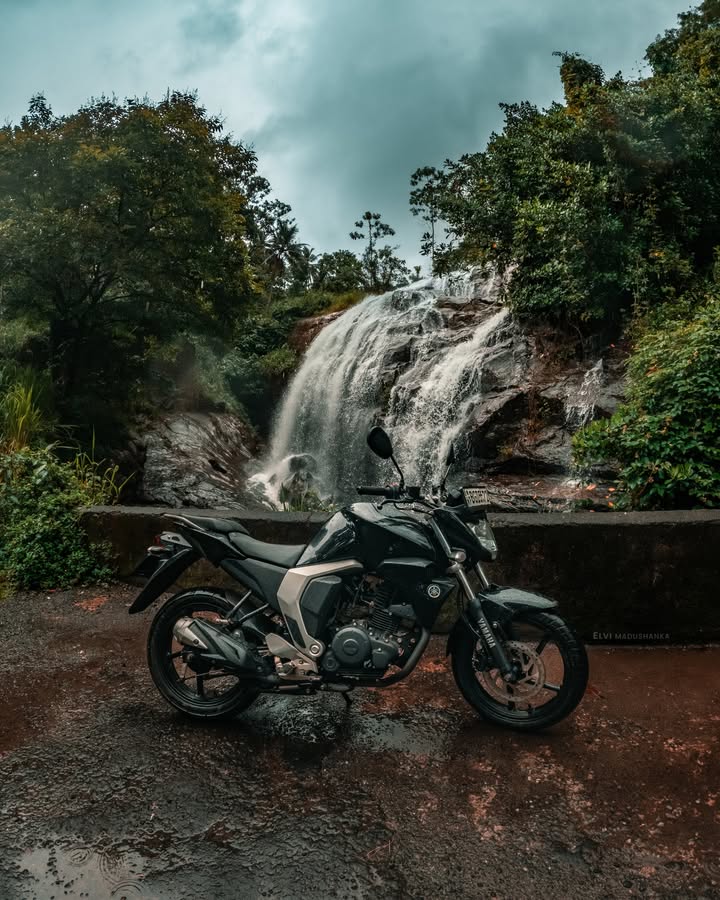 රුක්මල් ඇල්ල, මෙතනත් ලස්සන විව් එකක් තියෙනවා, පොඩි තේ කඩයකුත් තියෙනවා තේකක් බිලා නිදහසේ යන්න පුළුවන්