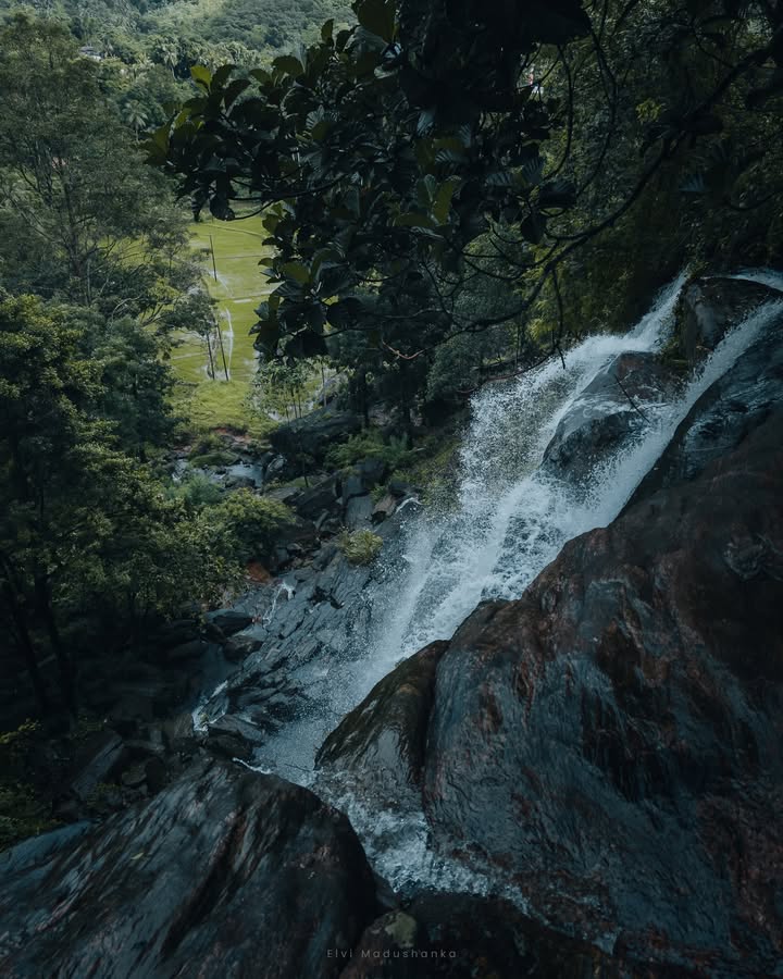 සොලබ ඇල්ලේ උඩ ඉදන්