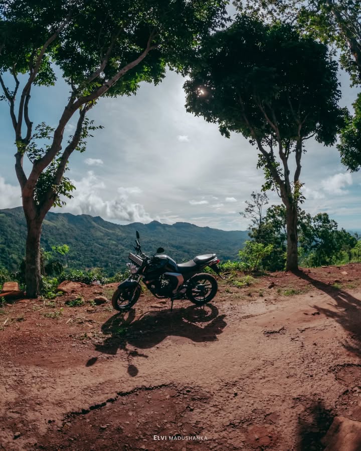 සුරියකන්ද උඩ