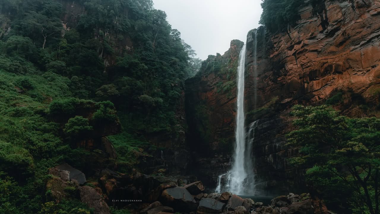 ලක්ෂපාන ඇල්ල