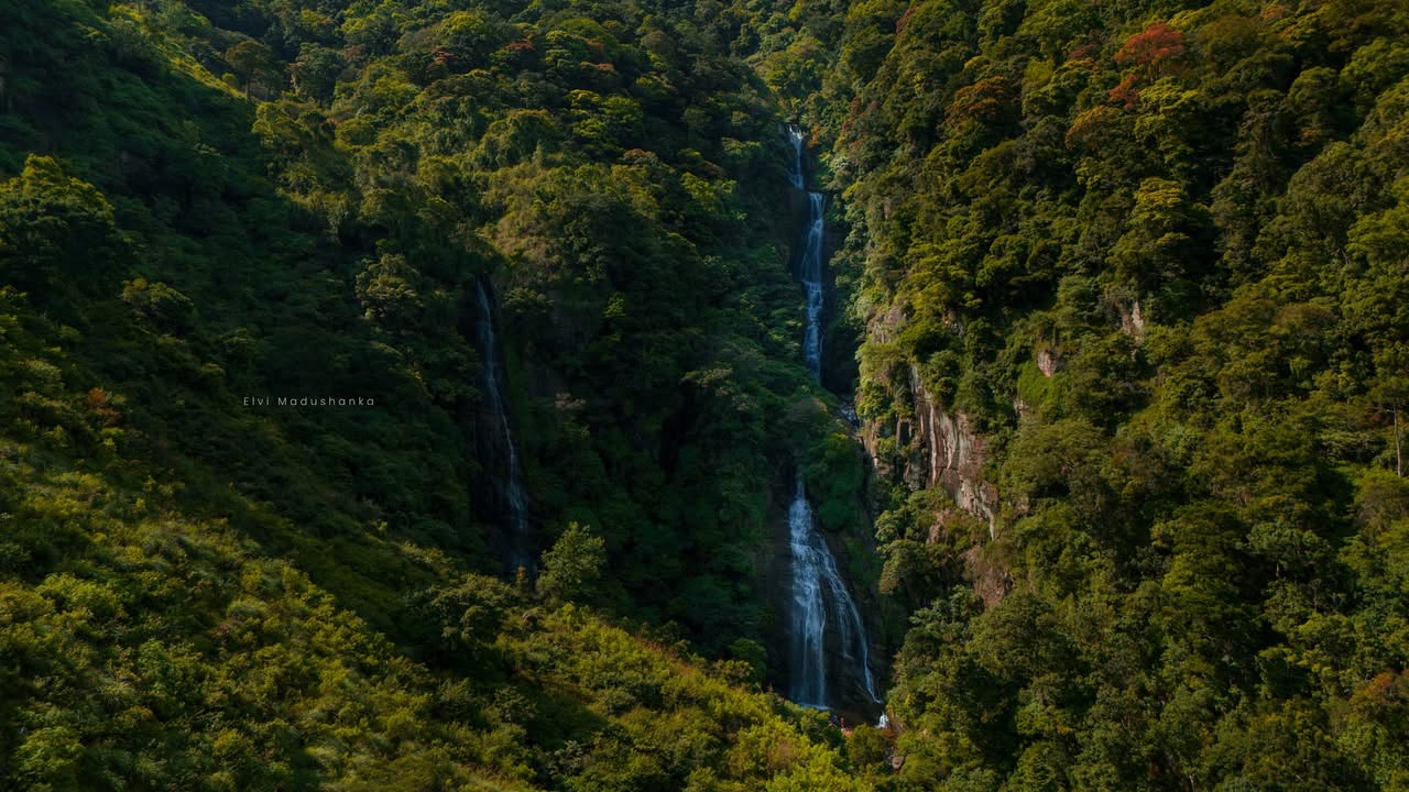 කොලපාතන ඇල්ල drone එකට පේන විදිහ