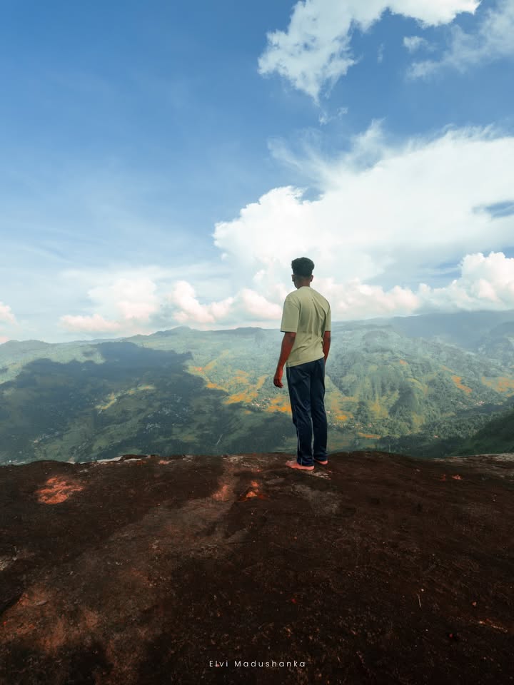 Eastland View Point එකට පහලින් තියෙන පුංචි ලෝකාන්තය