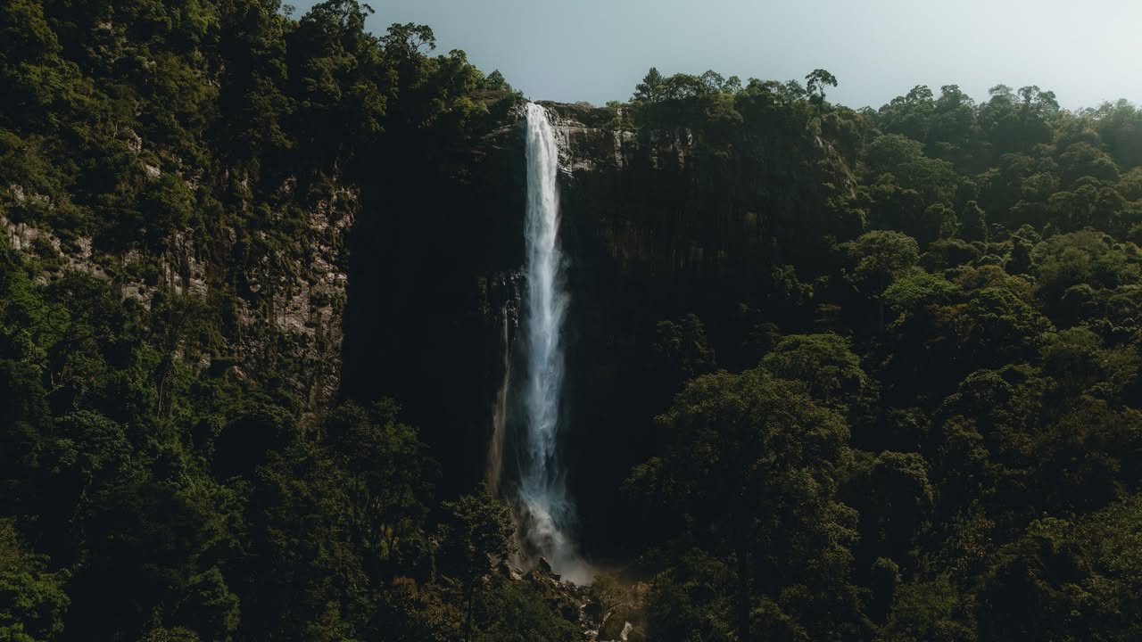 දියළුම ඇල්ල