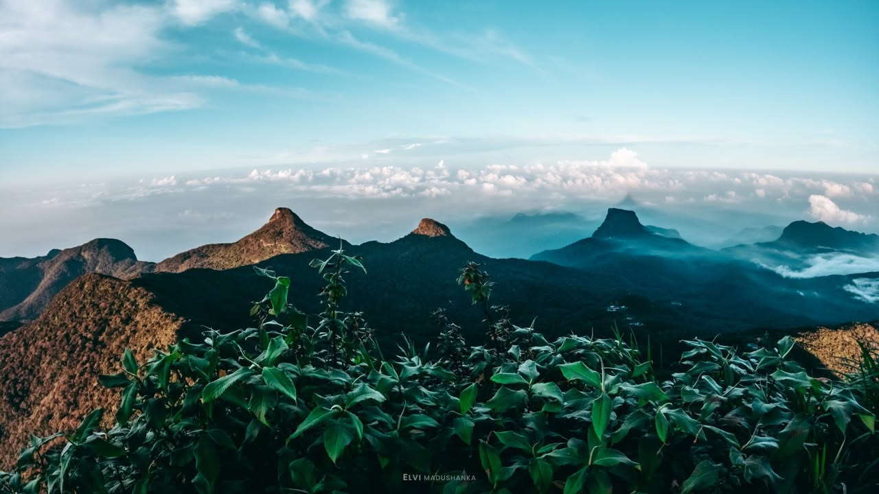 කදු ටික එකම ෆොටෝ එකකින්